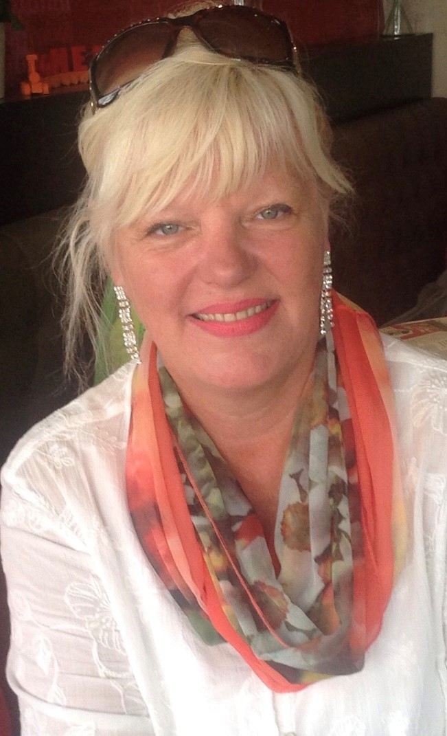Karine Dobbelaere